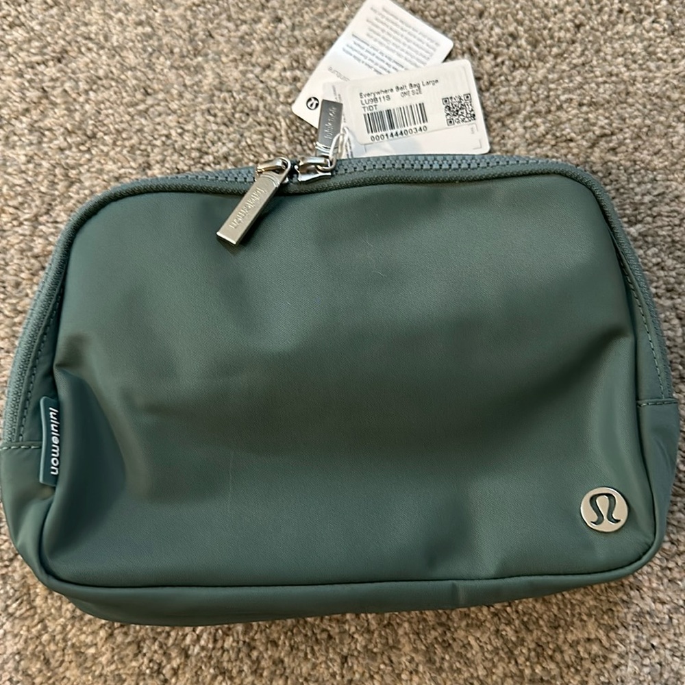 everywhere belt bag: LARGE. color: grey eucalyptus.
